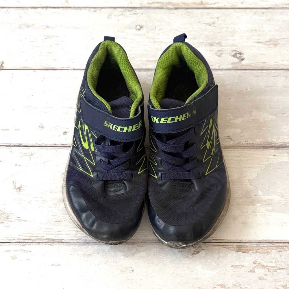 Skechers Boys Size 3 Sneakers Running Athletic Everyday Shoes Navy Blue Green